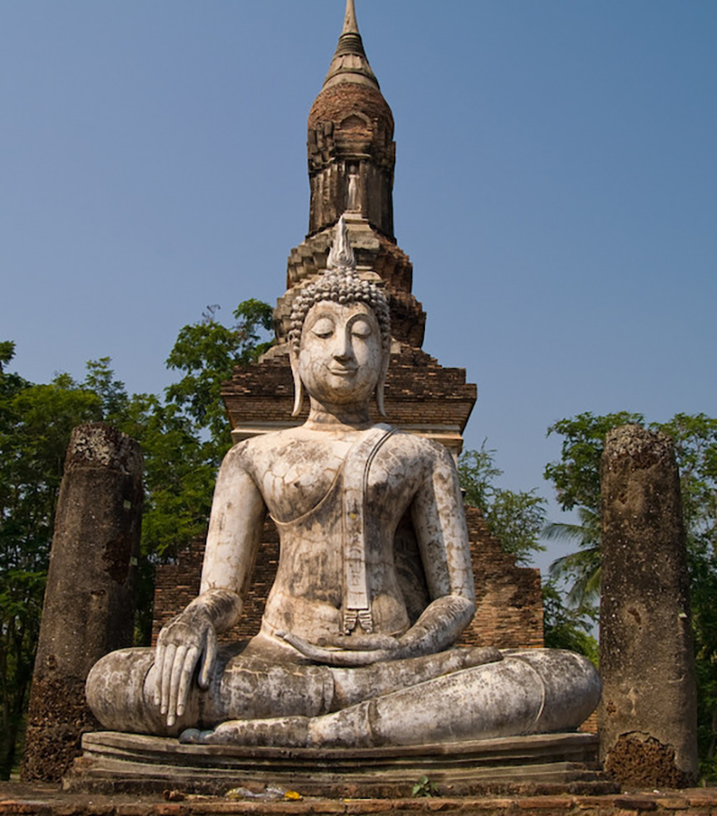 Buddha en bhumisparsa 10